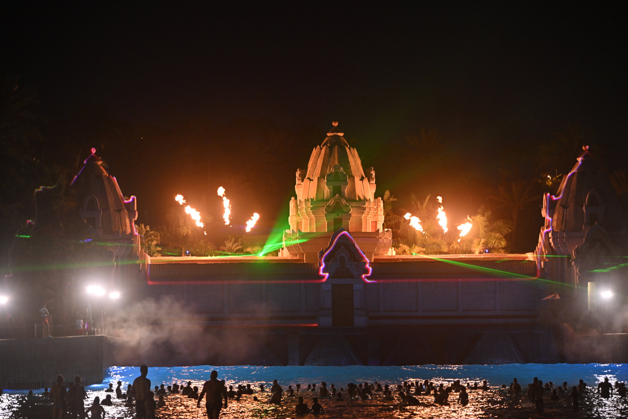 SIAM PARK NIGHT