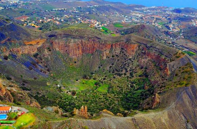 BANDAMA, CUMBRES Y ROQUE NUBLO